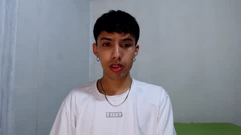 Alexis online show from August 9, 8:42 am