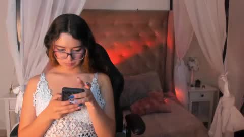 alexis_scott__ online show from May 24, 7:26 am