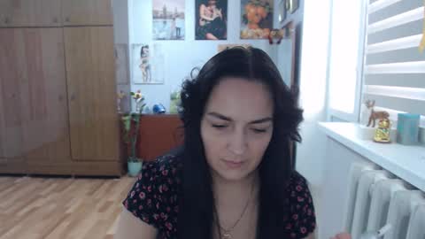 AlexisMillers online show from September 22, 8:40 am