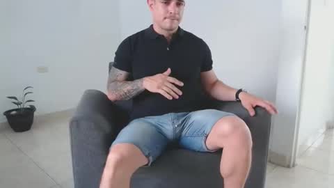 Maximuss online show from December 7, 7:38 pm