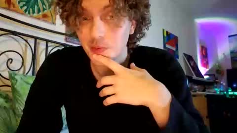 Snapshot of alexrhodesxxx chatting on January 5, 9:36 pm Alex online show from January 5, 9:36 pm