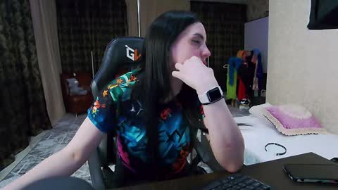 alexsvift online show from May 4, 4:46 pm