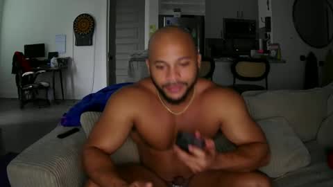 alextbigd online show from September 12, 12:51 pm