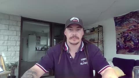 Alex online show from December 22, 4:08 am