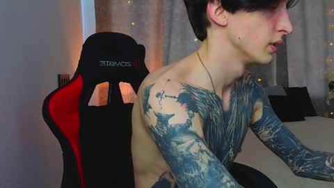 Alex online show from April 6, 8:15 am