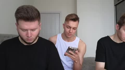 AlexDimaIgor online show from April 21, 8:32 am