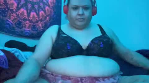 alexxxis2011x3 online show from February 28, 5:59 am