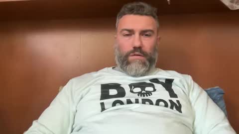 alfali online show from November 9, 1:47 pm