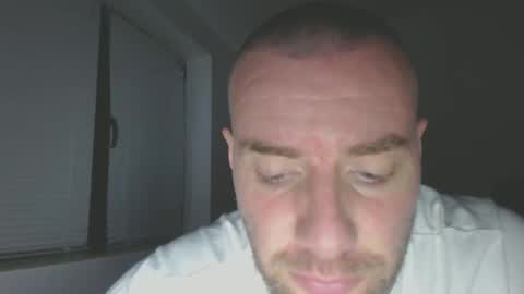 alfiesolomons87 online show from February 27, 7:39 pm