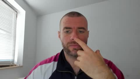 alfiesolomons87 online show from October 22, 10:18 am