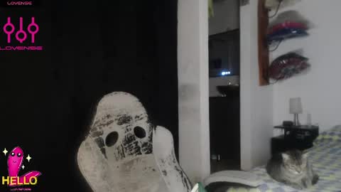 cami online show from April 26, 4:32 am