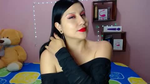 alixia online show from October 18, 11:09 pm