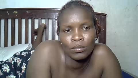 Snapshot of alic_crazy chatting on December 5, 7:32 am alic_crazy online show from December 5, 7:32 am