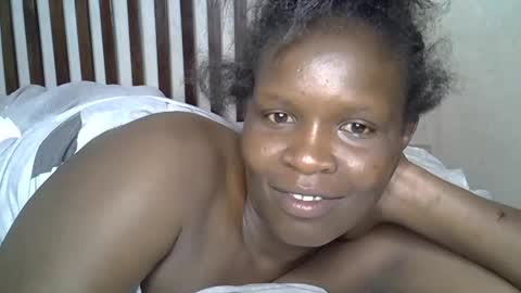 Snapshot of alic_crazy chatting on December 18, 5:15 am alic_crazy online show from December 18, 5:15 am