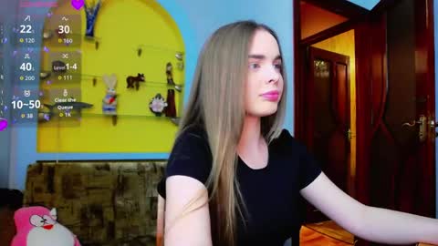alice online show from May 5, 6:46 pm