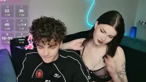 alice and james online show from November 30, 8:16 pm