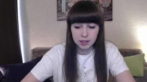 alice_59 online show from April 22, 10:22 am