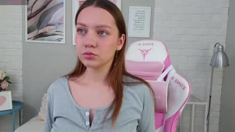 Alice in Wonderland  online show from March 1, 5:09 am