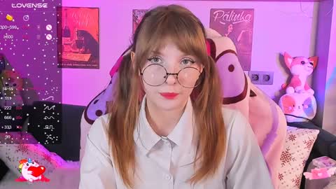 Snapshot of alice_langley chatting on December 4, 11:57 am Alice 3 online show from December 4, 11:57 am