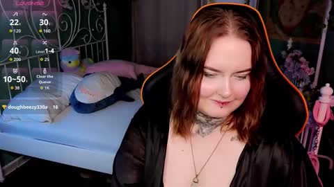 alice_linger online show from September 19, 2:21 pm