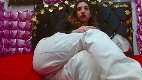 alice online show from October 26, 5:01 pm