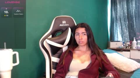 Alice online show from February 24, 5:27 pm