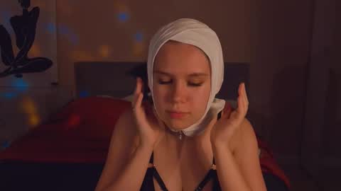 Alice online show from September 25, 10:00 am