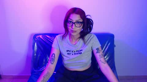      online show from November 30, 11:34 pm