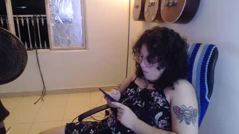 Alicia Aldara online show from December 22, 10:00 am