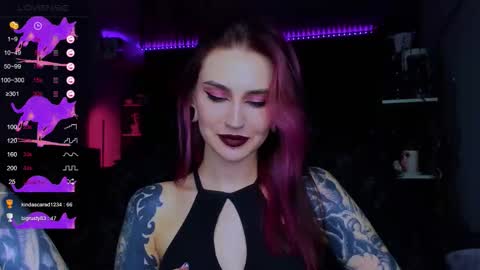Snapshot of alice_specter chatting on October 18, 6:45 pm Alice online show from October 18, 6:45 pm