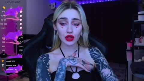 Snapshot of alice_specter chatting on February 5, 10:11 pm Alice online show from February 5, 10:11 pm