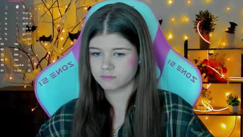 Alice online show from October 28, 11:06 pm