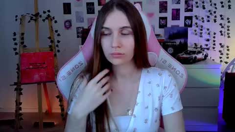 alicecharmy online show from September 17, 11:13 am