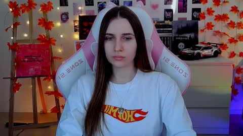 alicecharmy online show from November 20, 7:07 am