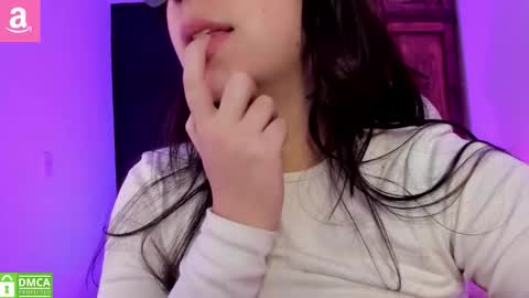 Aliceee  ..   97YP9VWGZHrefnav wishlist lists 1 online show from January 15, 1:42 pm