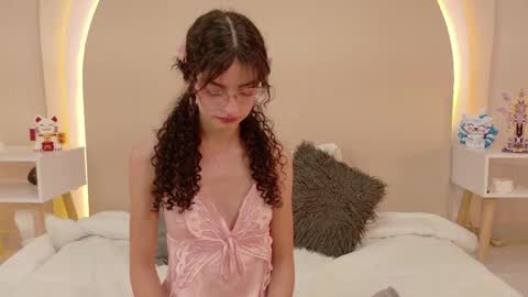 alice online show from May 26, 6:36 pm
