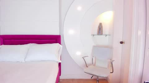 Alice  online show from February 16, 4:09 am