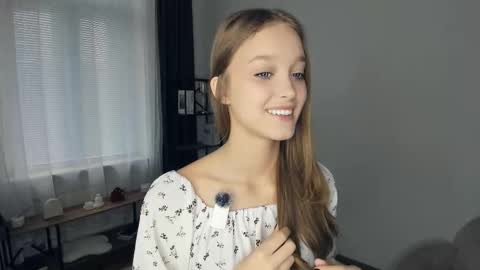 Serena online show from October 19, 8:30 am