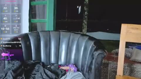 alicemrtnzz online show from October 28, 11:17 pm