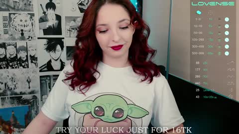 aliceriddle1 online show from December 7, 4:26 am