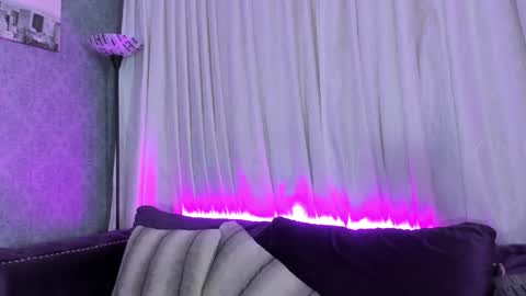 Alice online show from November 4, 9:05 pm