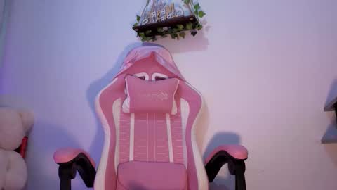 alice online show from January 6, 5:28 pm