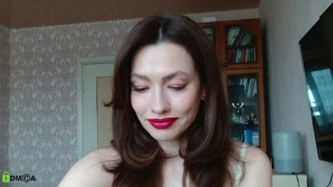 Alicia online show from May 13, 6:56 am
