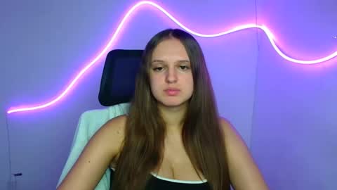 Snapshot of alicie_dream_ chatting on September 28, 11:19 am Alicie online show from September 28, 11:19 am