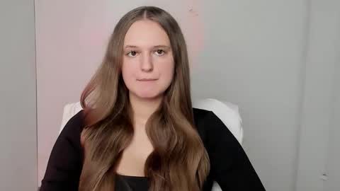 Snapshot of alicie_dream_ chatting on October 9, 12:21 pm Alicie online show from October 9, 12:21 pm