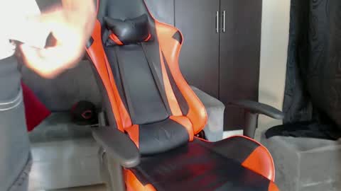 Alid 17 online show from March 1, 9:59 pm