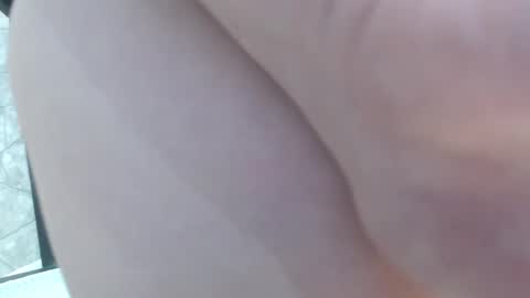 alidaalida2 online show from April 7, 3:25 pm