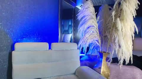 Ali Diaz online show from April 20, 6:55 pm