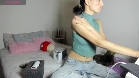 Aiko  Independent Model  online show from March 3, 3:08 am