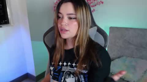 Alicia en el pas de las maravillas online show from November 20, 3:27 am